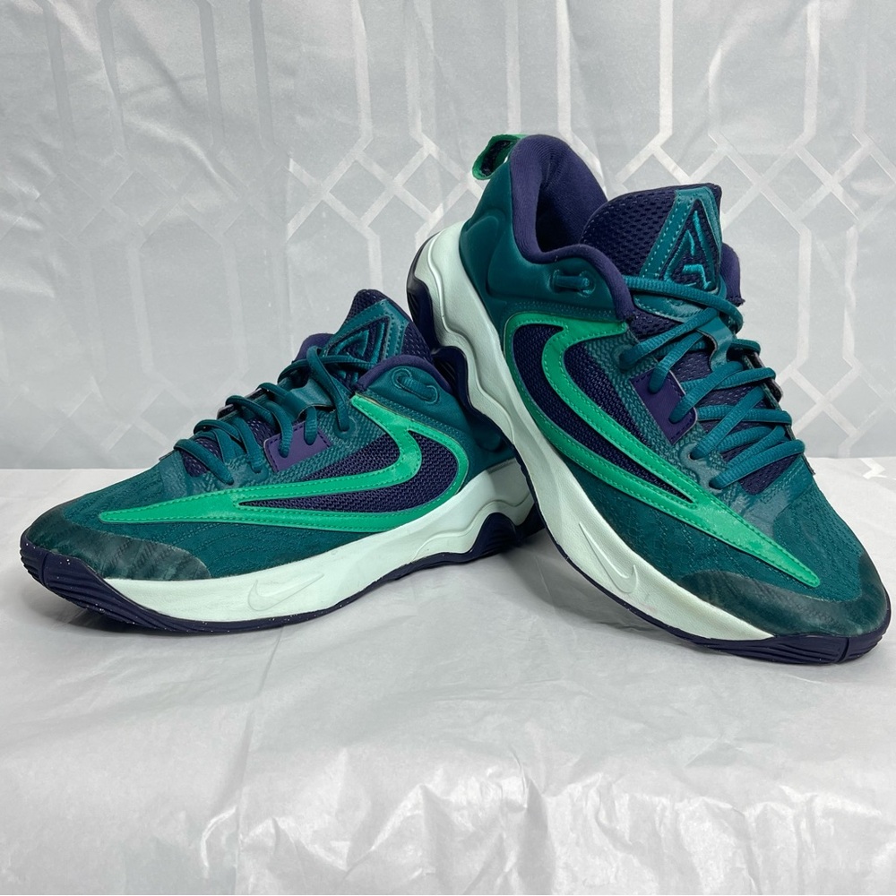 Nike Giannis Immortality 3 Basketball Shoes Geode Teal Purple Men’s Size 8.5
